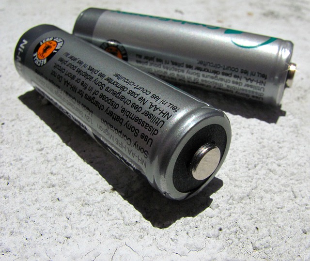 batteries-607338_640.jpg