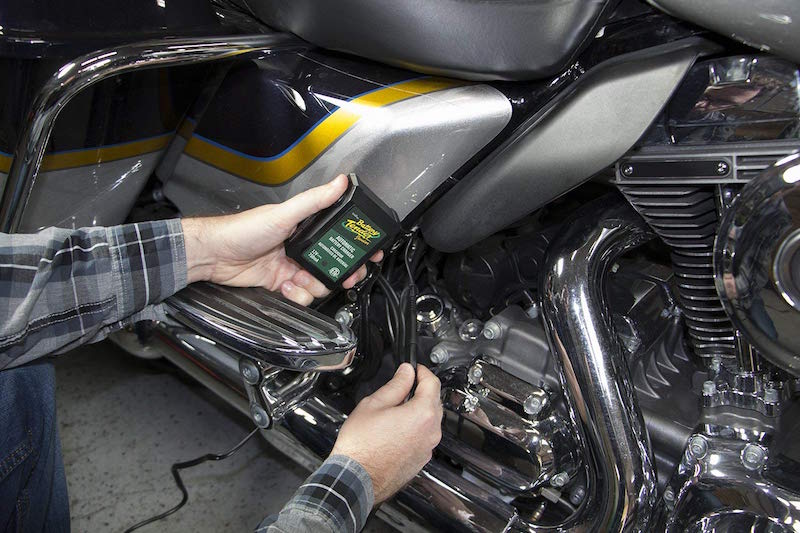 How do you charge a lithium motorcycle battery